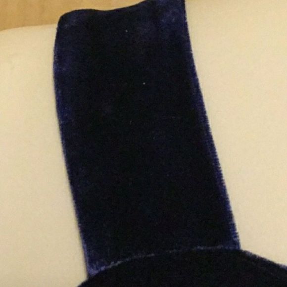 Tibi Velvet Cold-Shoulder Top - Picture 4 of 6